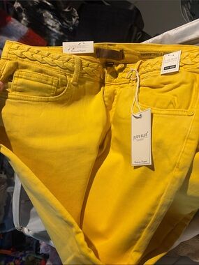 NWT Judy Blue High-Rise Crop ankle Yellow Jeans